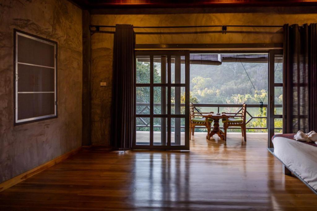 Resort Maison De Nongkhiaw Exterior photo